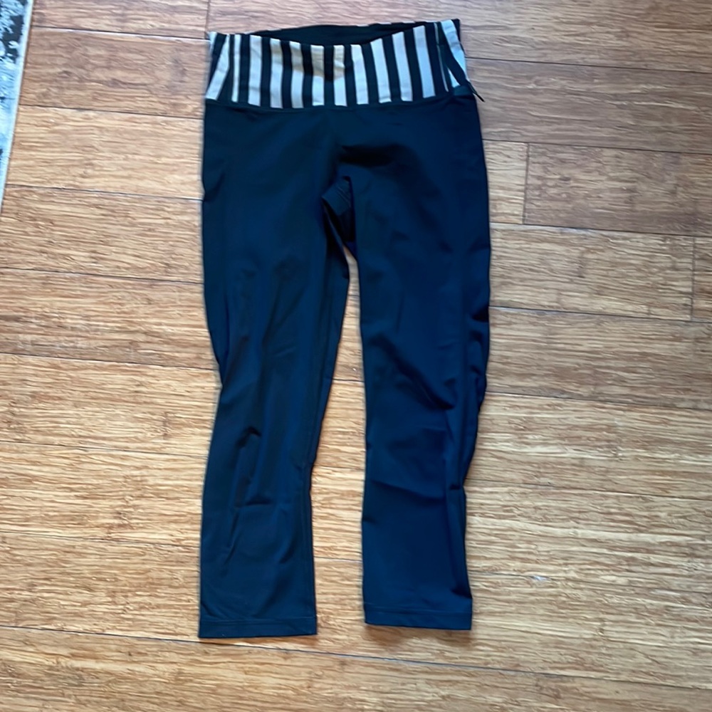 lululemon crop pants sz 2